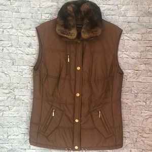 [BASLER] Like New! Vest w/ Fur Collar